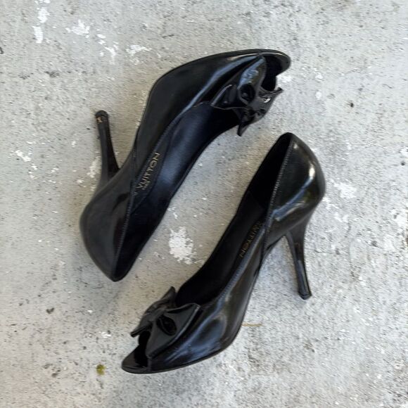 Louis Vuitton patent leather bow heels - Picture 2 of 10